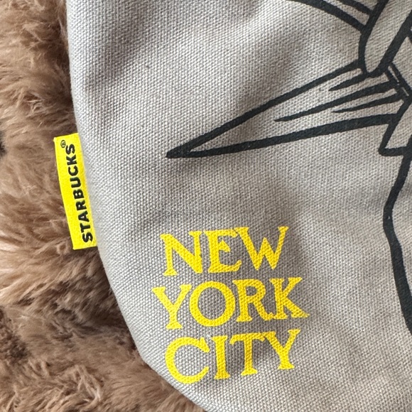 New York City Tote Bag with Statue of Liberty Design - Picture 2 of 3